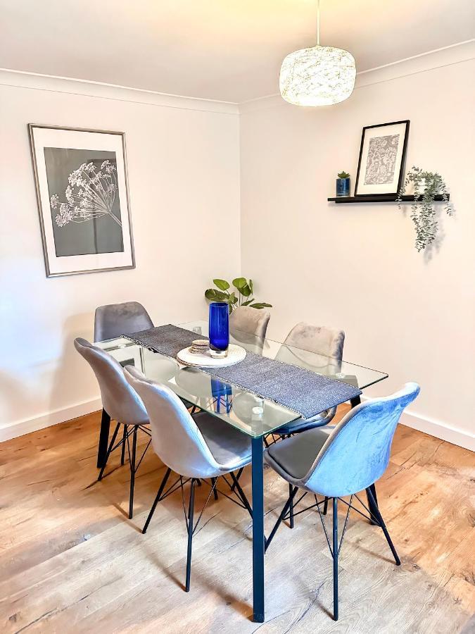 3 Bedroom Home Close To Town Centre With Wifi & Garden Роял-Танбридж-Веллс Екстер'єр фото